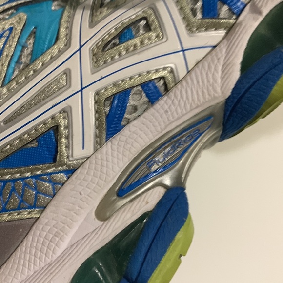 ASICS Gel Nimbus Running Shoes T485N - Picture 4 of 7